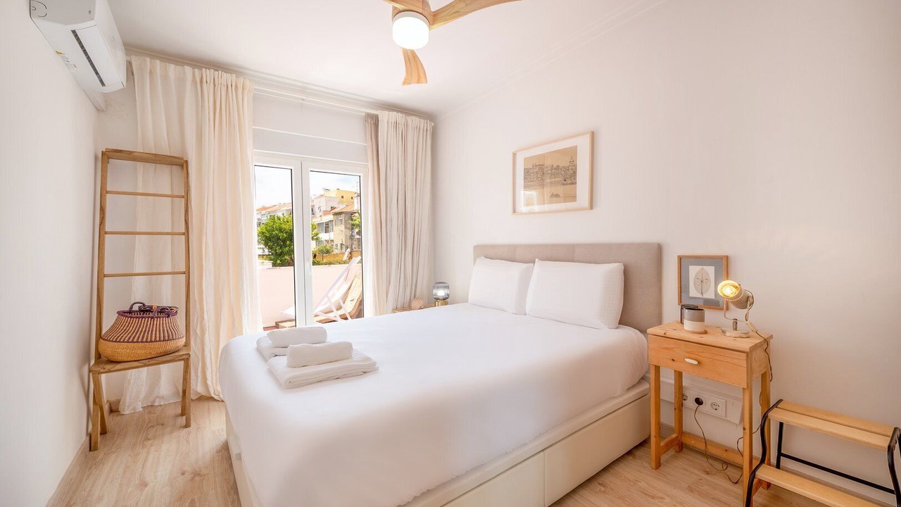 Photo of Bedroom in Cacilhas