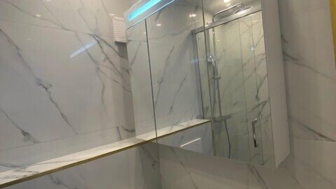 Photo of Bathroom in Quartier du Faubourg-Montmartre