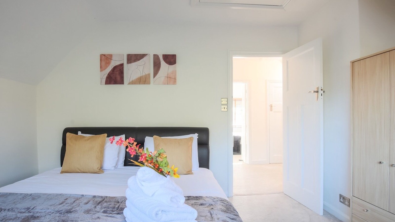 Photo of Bedroom in Wraysbury