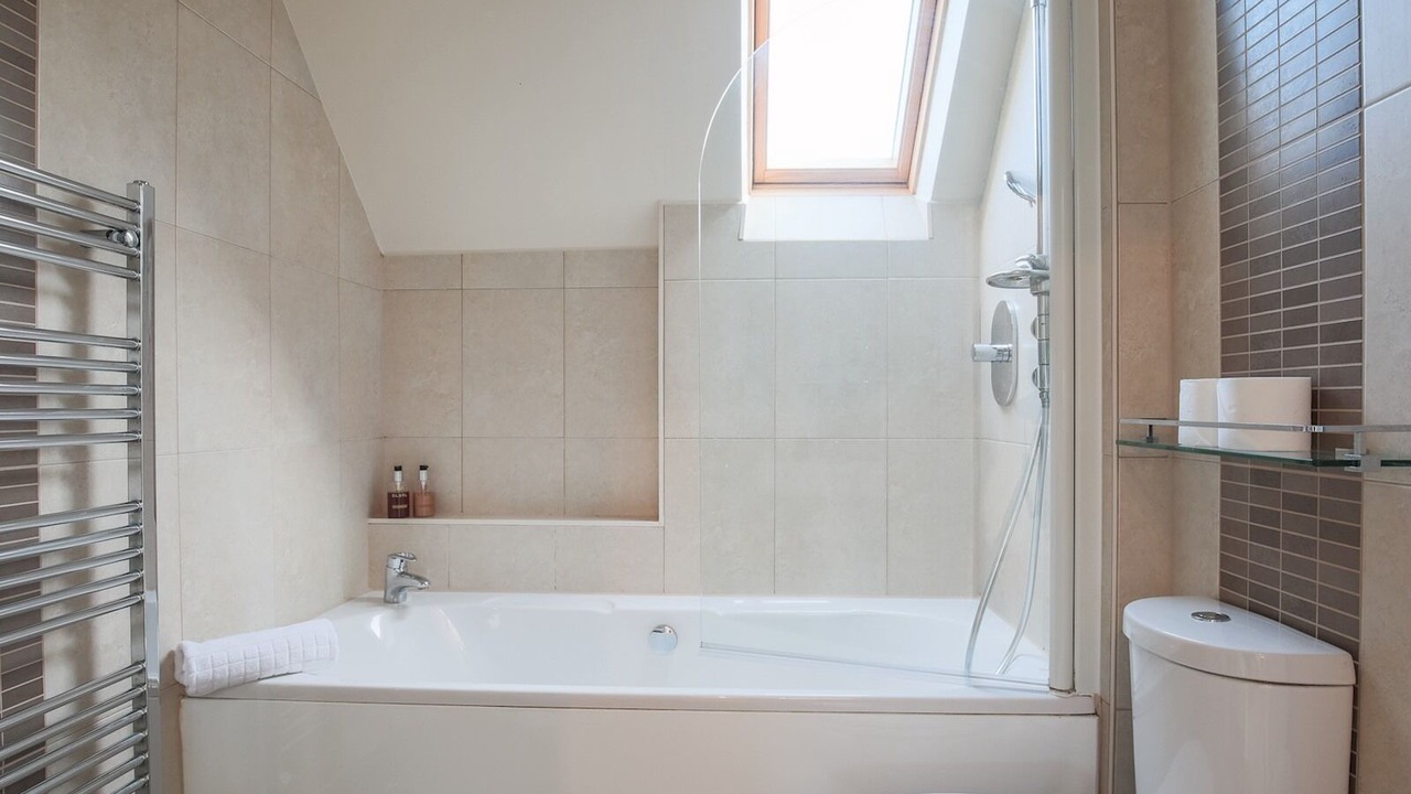 Photo of Bathroom in Wraysbury