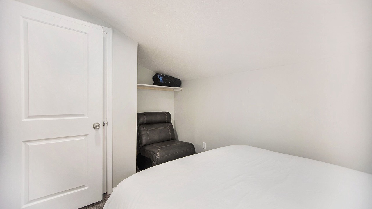 Photo of Bedroom in Alaska
