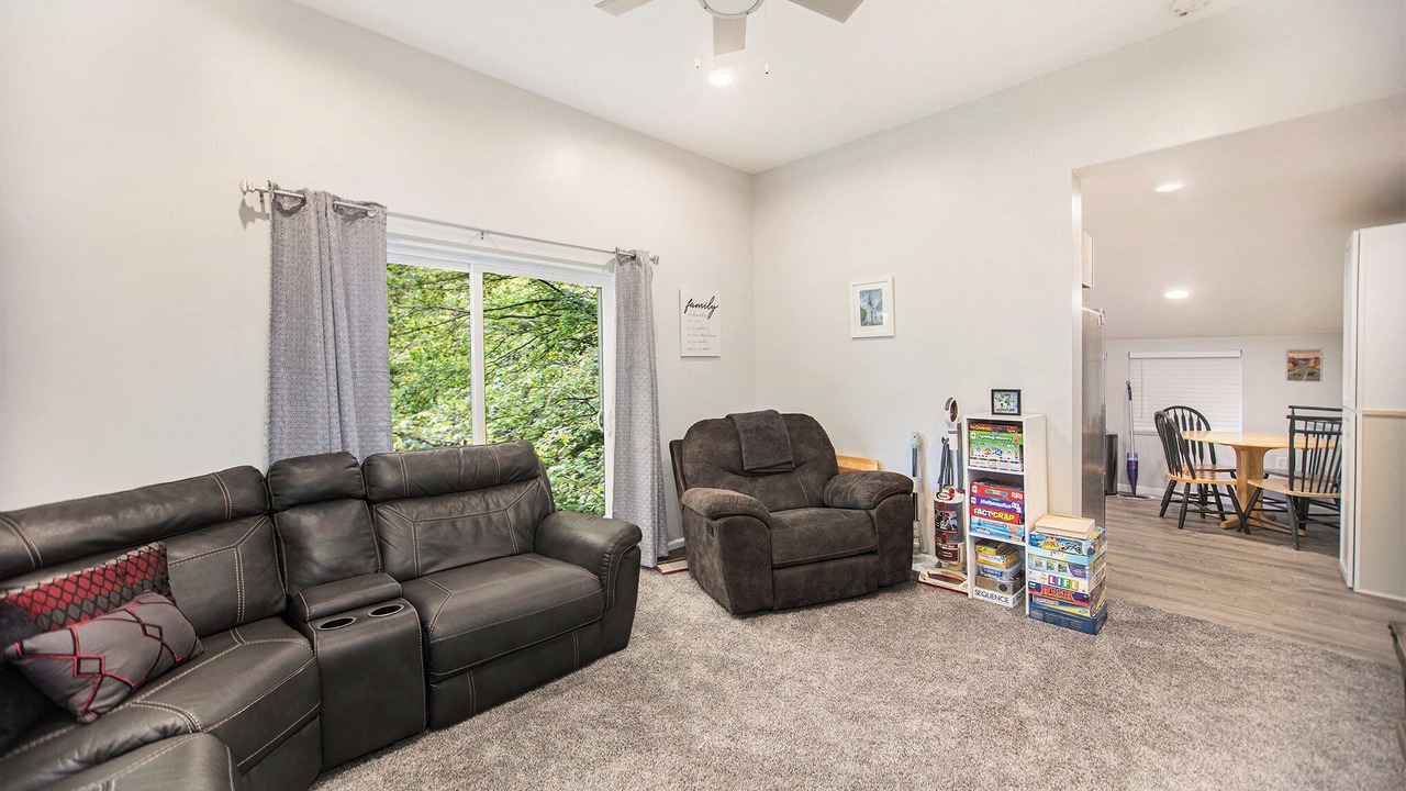 Photo of Livingroom in Alaska