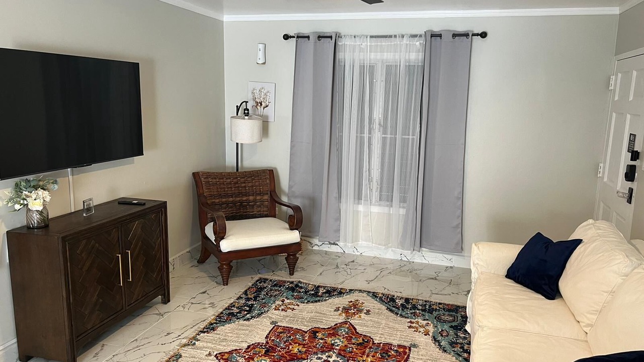 Photo of Livingroom in Estate Ruby