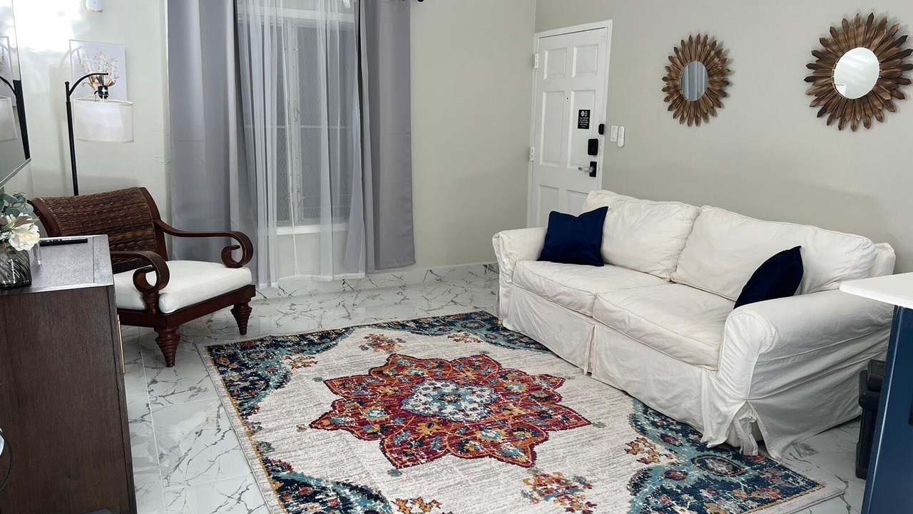 Photo of Livingroom in Estate Ruby