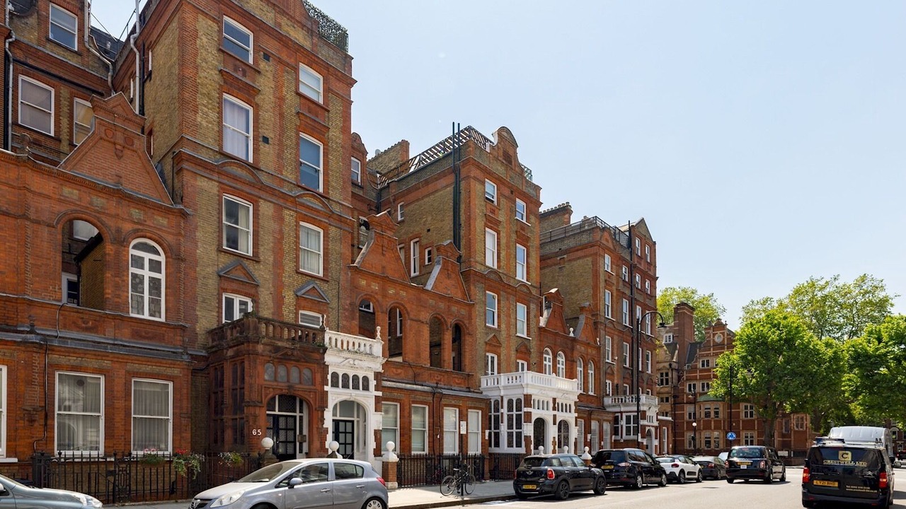 Photo of Outdoor in Earl's Court