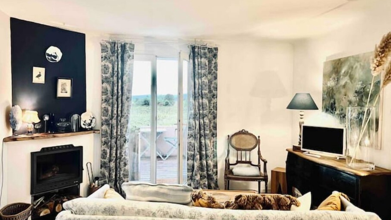 Photo of Livingroom in Saint-Marcel-d'Aredeche