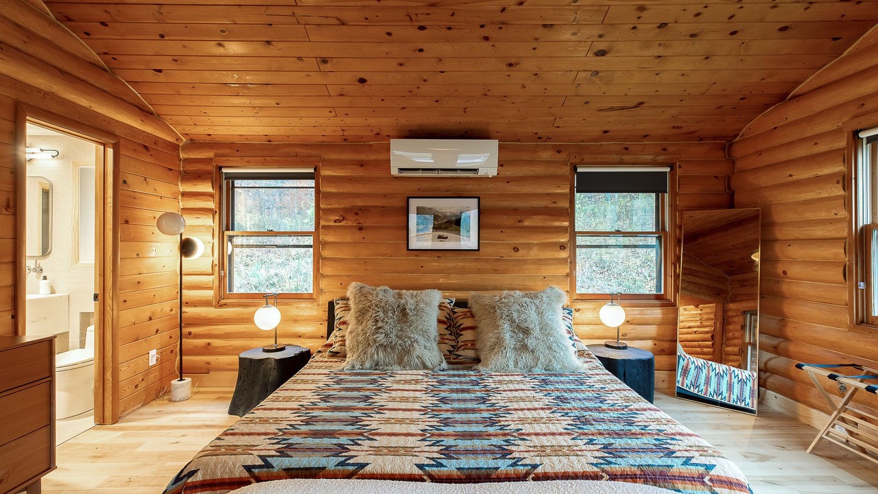 Photo of Bedroom in Phoenicia