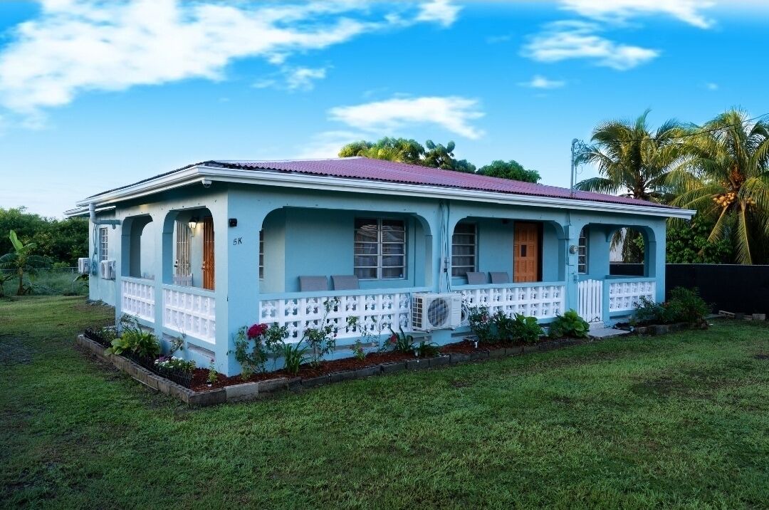 Photo of Outdoor in Estate Upper Love
