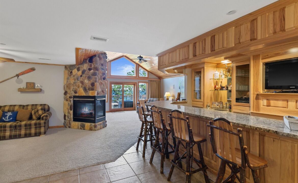 Photo of Outdoor in Lake Shore Estates