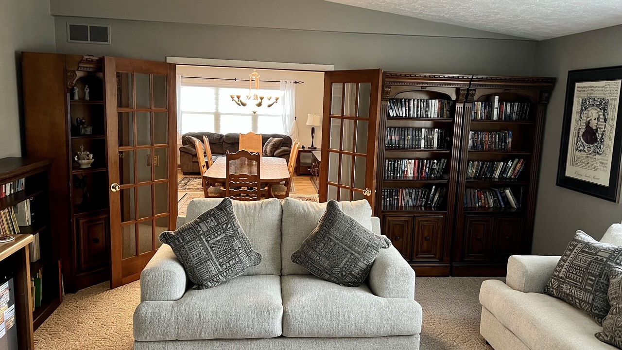 Photo of Livingroom in Bettendorf
