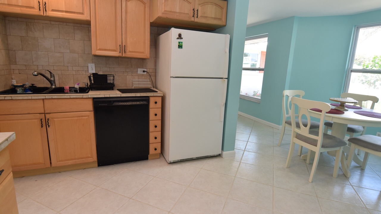 Photo of Kitchen in South Gate Ridge