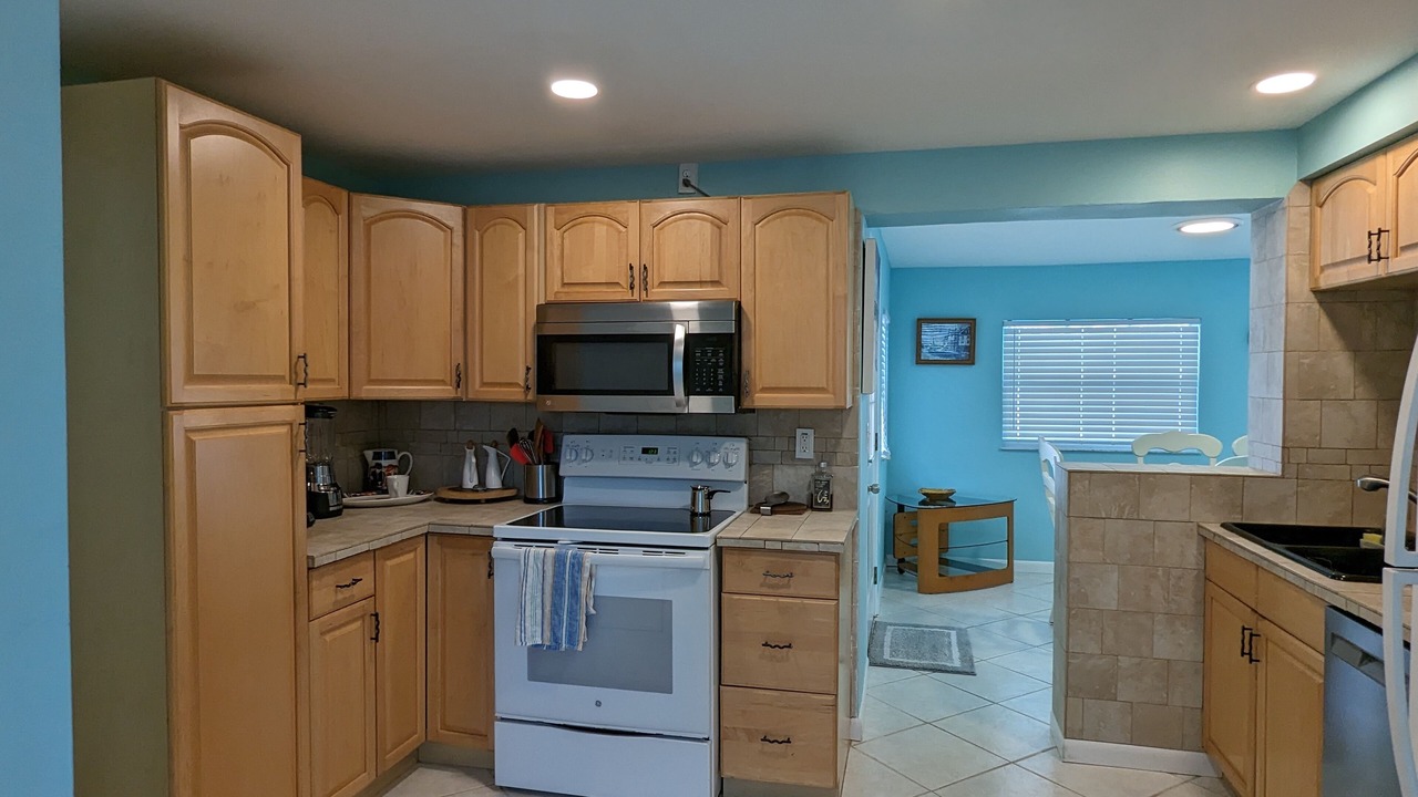 Photo of Kitchen in South Gate Ridge
