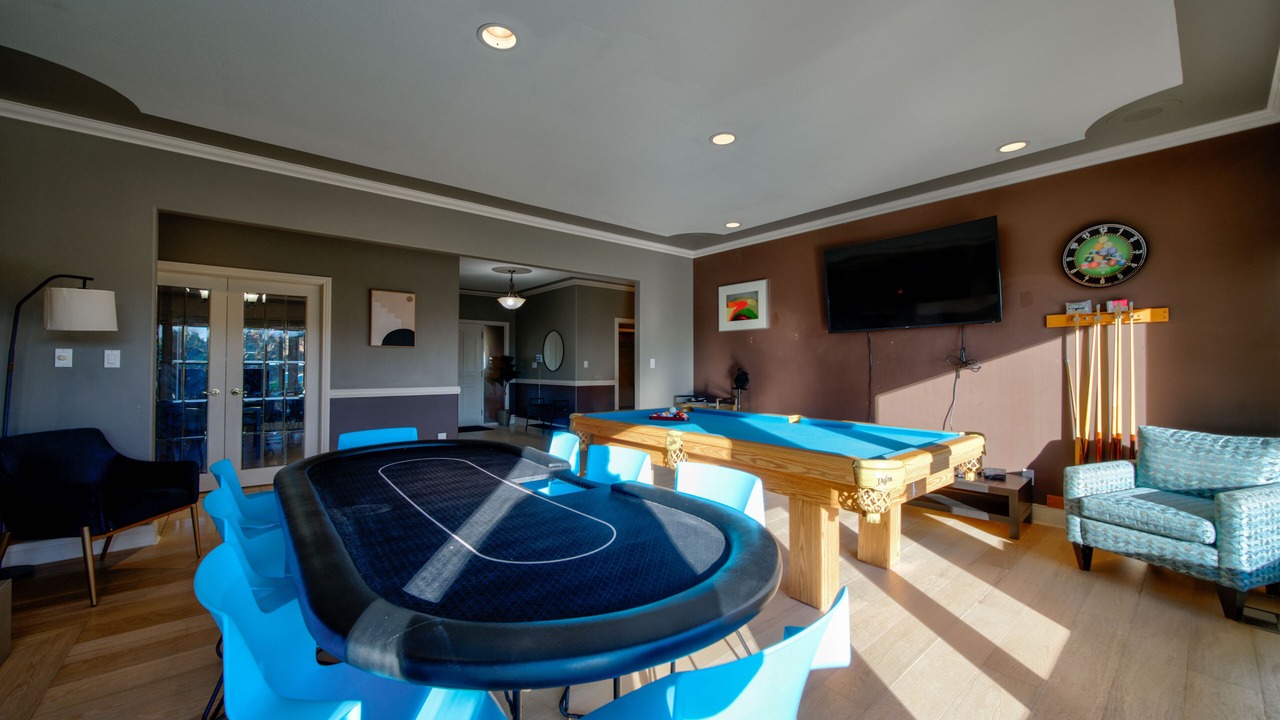 Photo of Bedroom in Lower Sumas Mountain