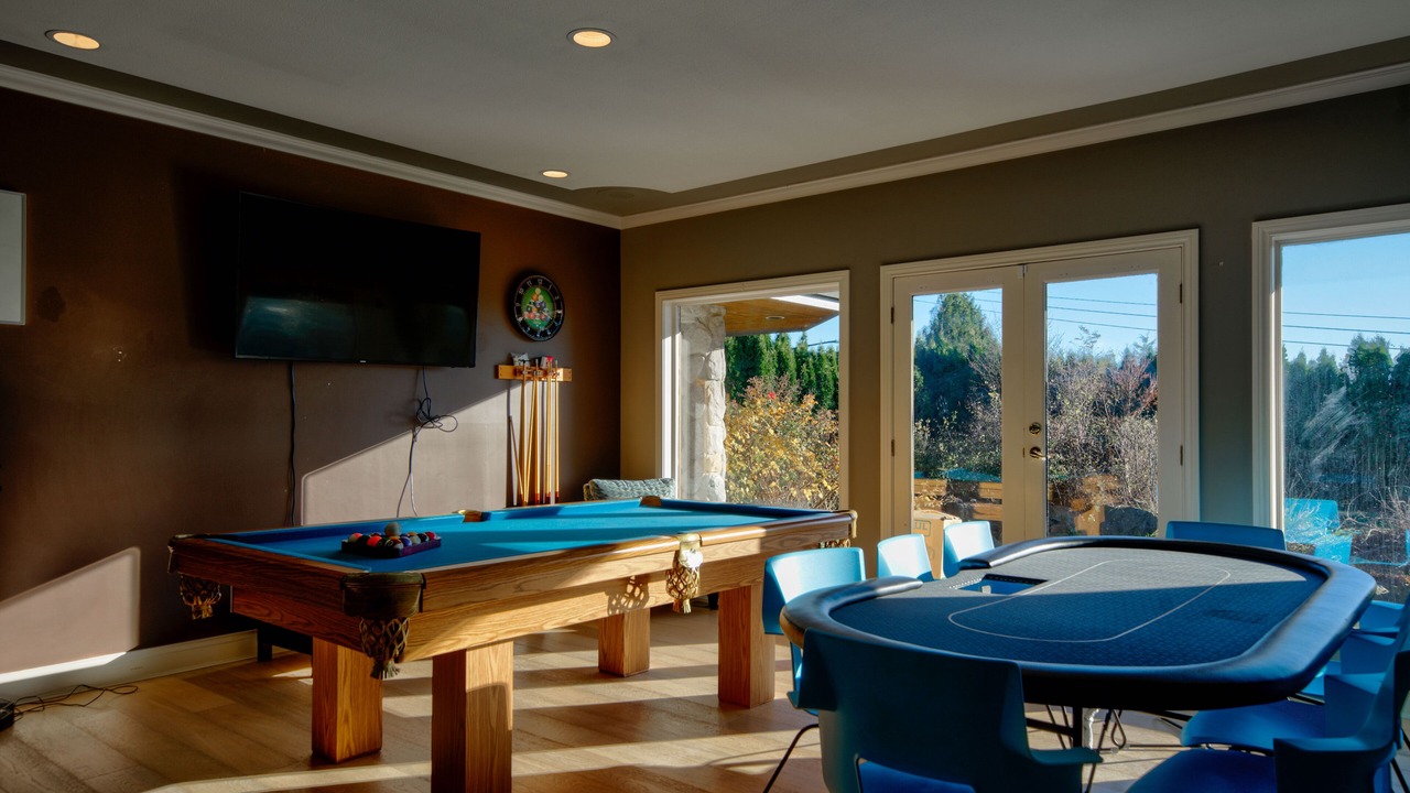 Photo of Bedroom in Lower Sumas Mountain