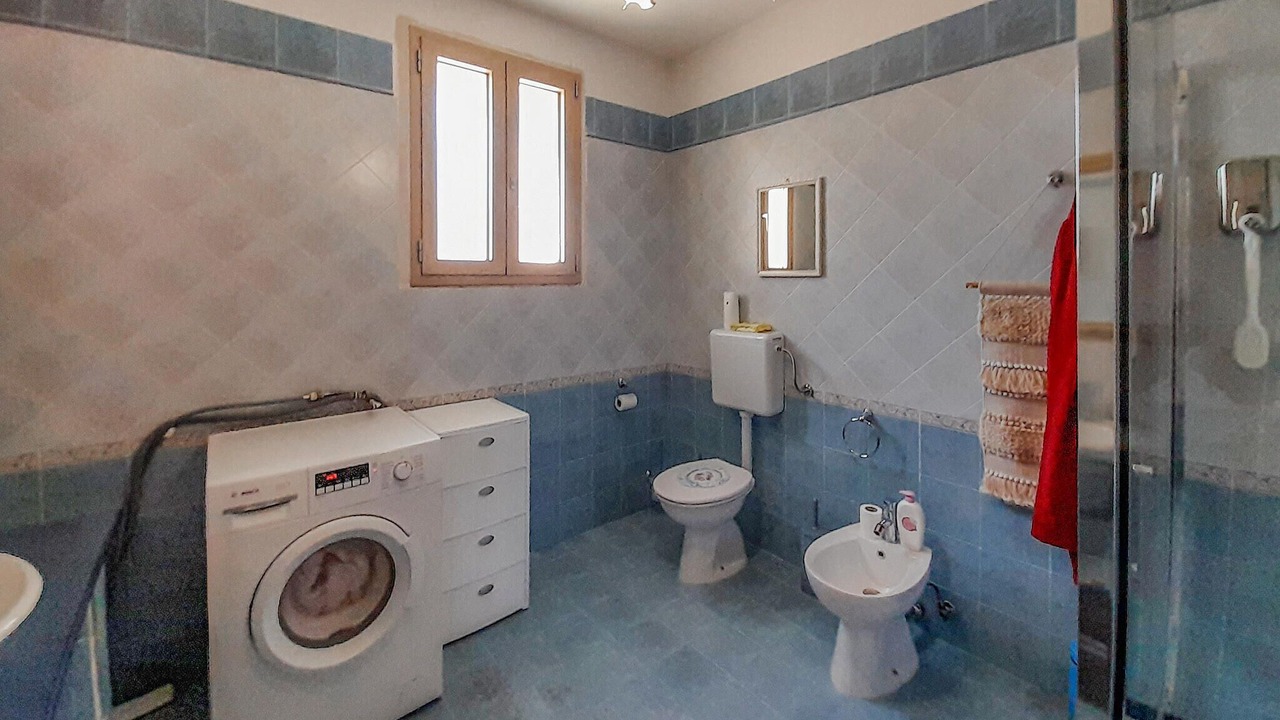 Photo of Bathroom in Erchie
