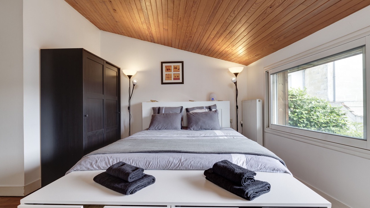 Photo of Bedroom in Le Bouscat