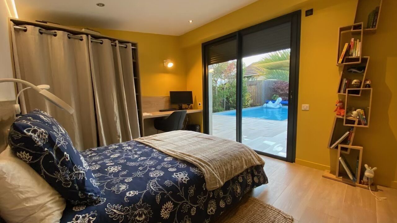 Photo of Bedroom in Le Bouscat