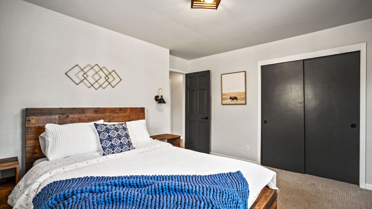 Photo of Bedroom in Colgate