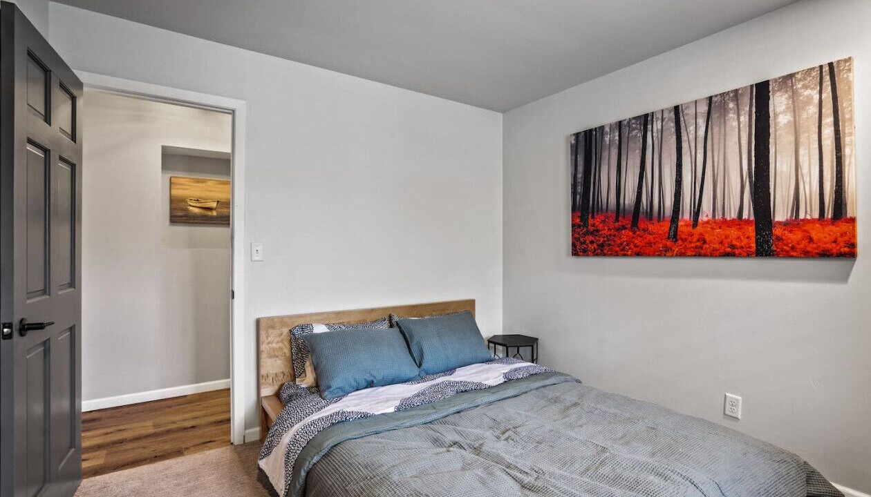 Photo of Bedroom in Colgate