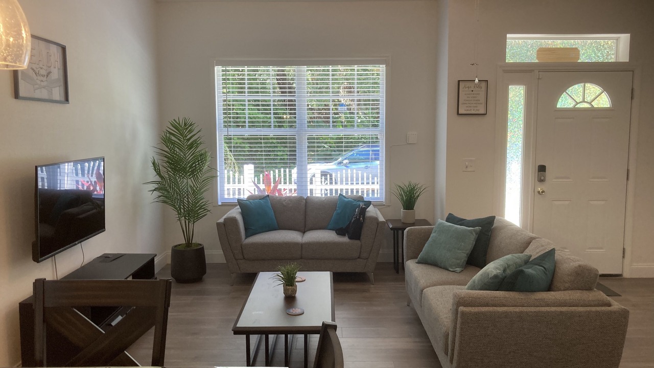 Photo of Livingroom in Bayou Oaks