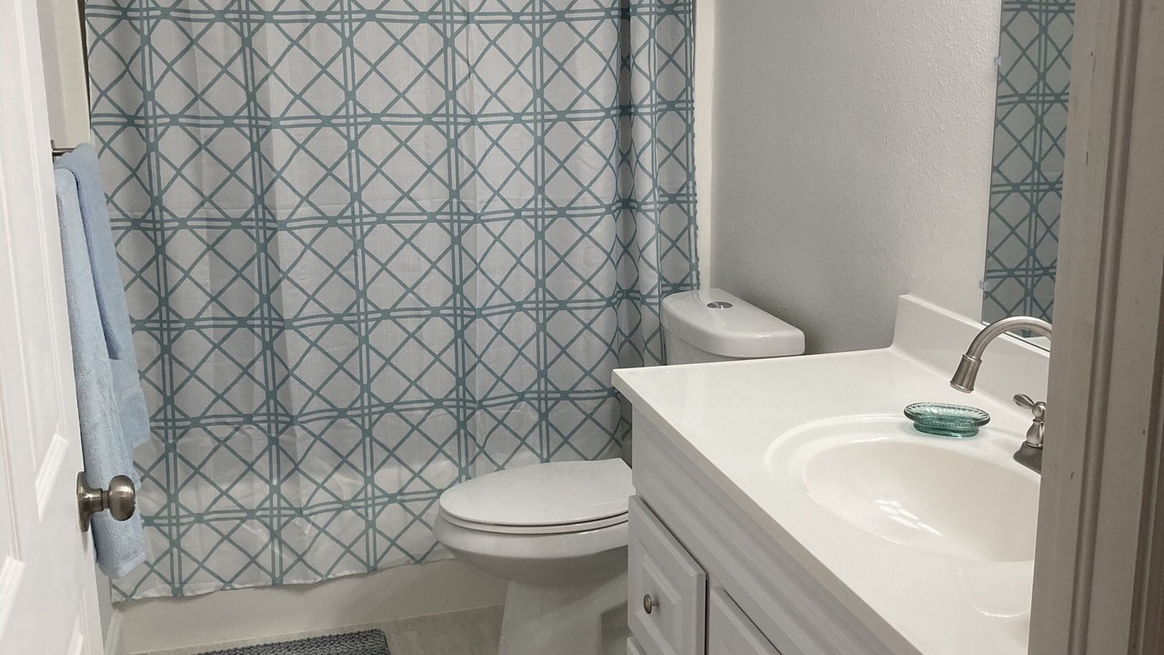 Photo of Bathroom in Bayou Oaks