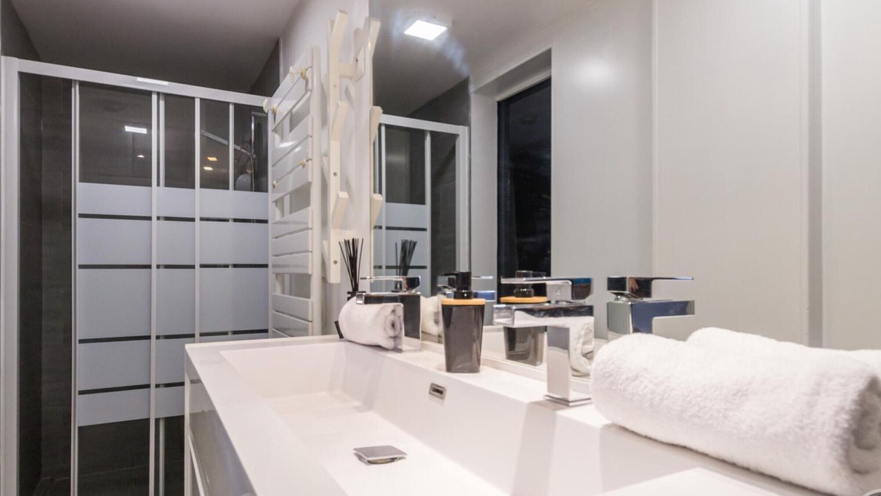 Photo of Bathroom in Pontorson