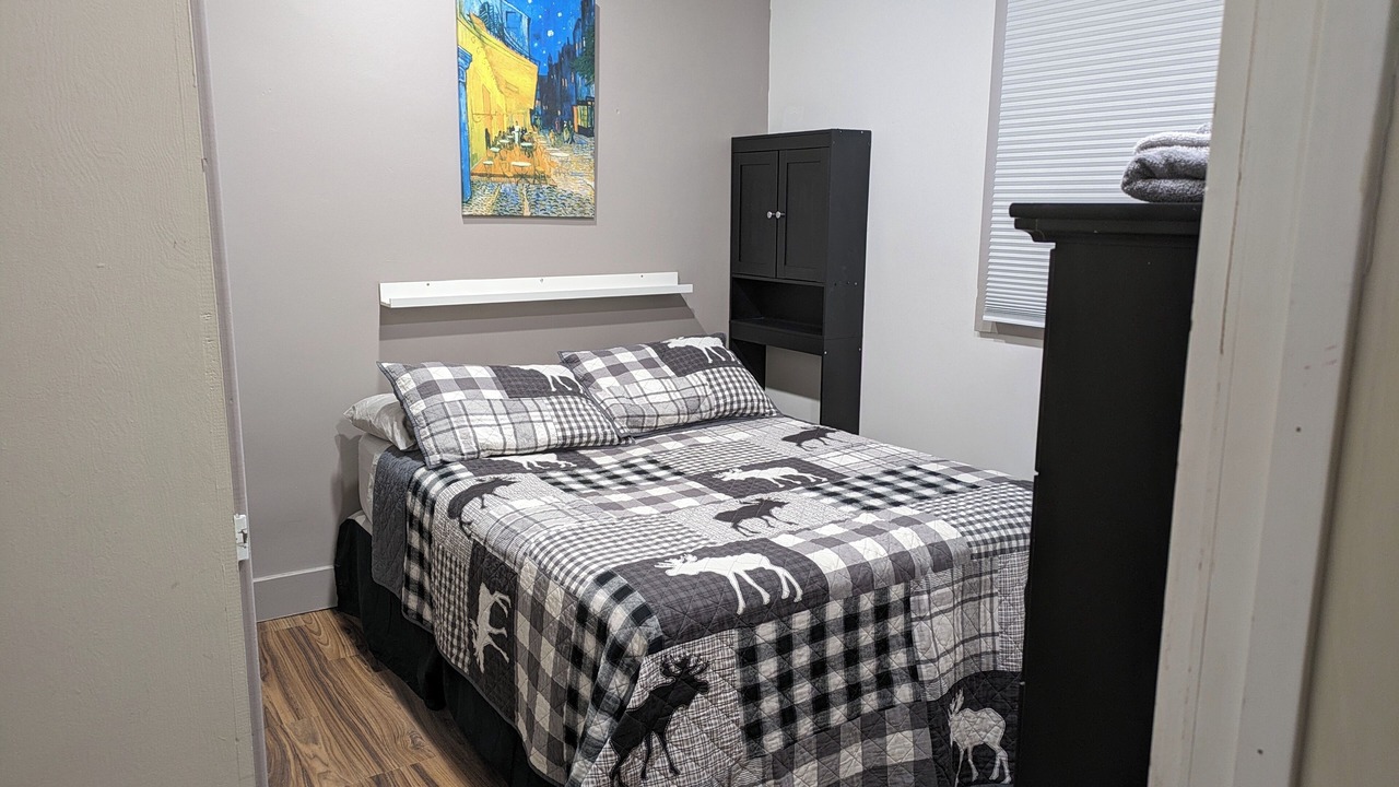 Photo of Bedroom in Wainwright