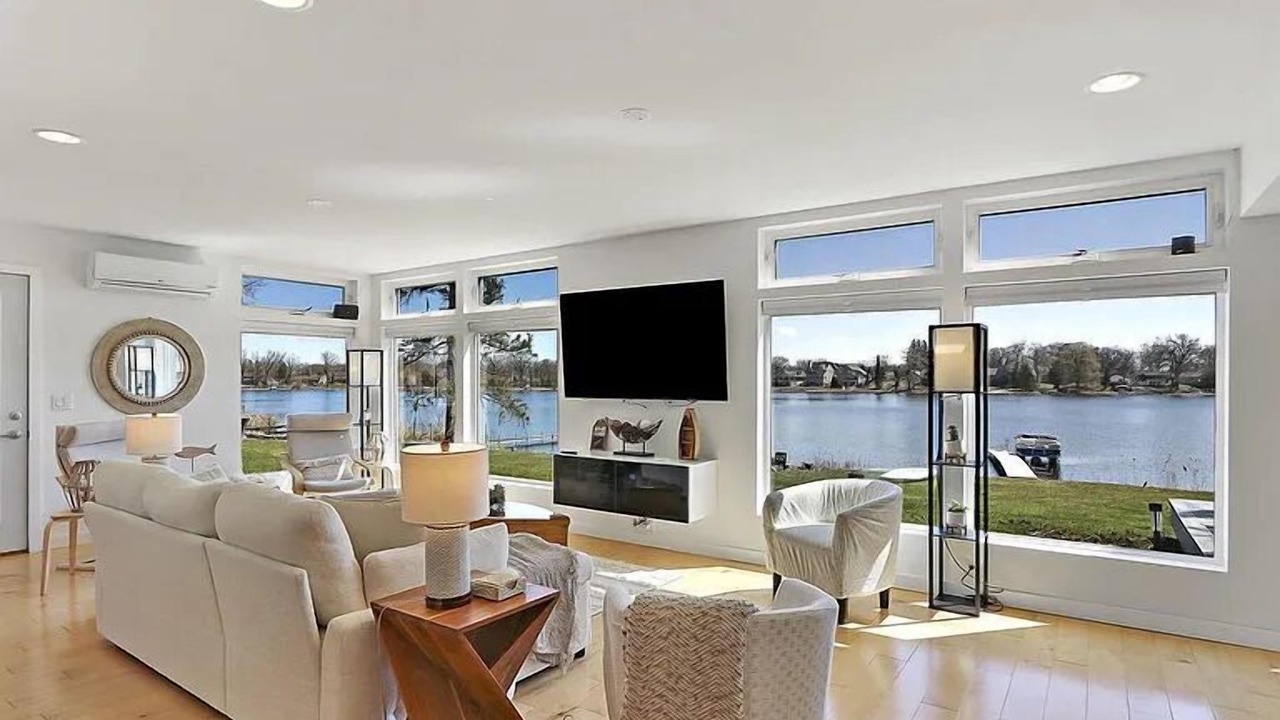 Photo of Livingroom in Waterford
