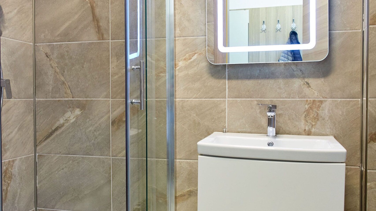 Photo of Bathroom in Mamaia-Sat