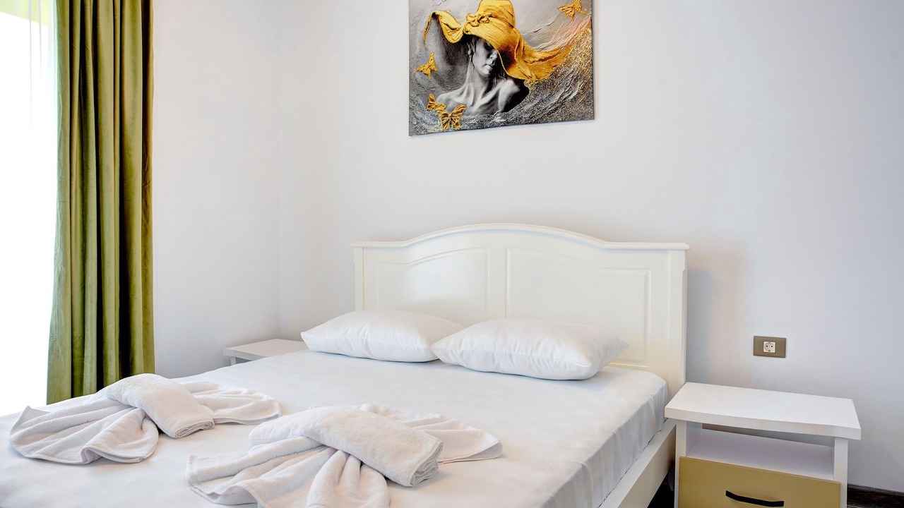 Photo of Bedroom in Mamaia-Sat