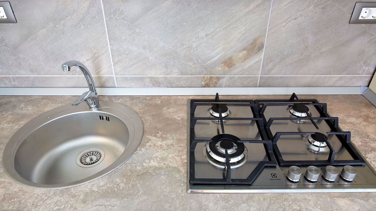 Photo of Kitchen in Mamaia-Sat