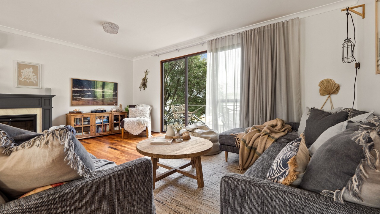 Photo of Livingroom in Preston Beach