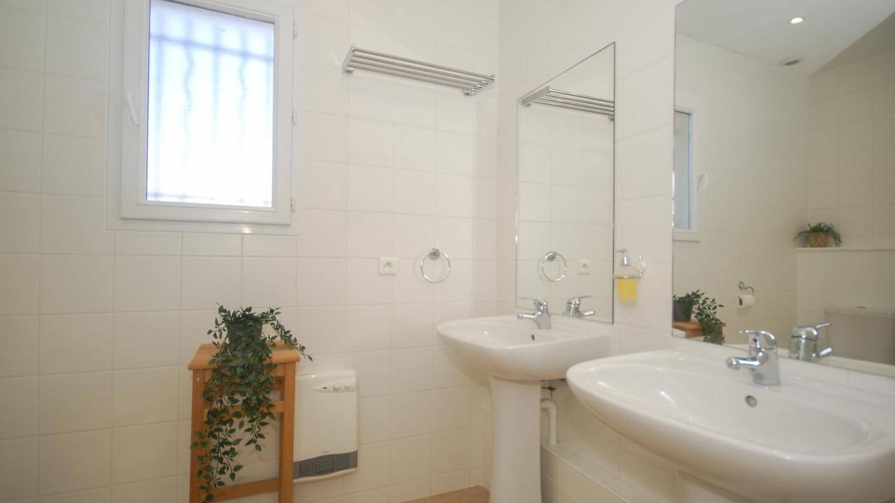 Photo of Bathroom in Aups