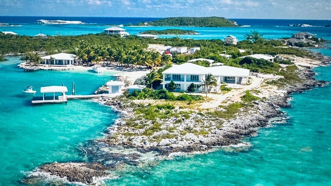 Photo of Others in Staniel Cay