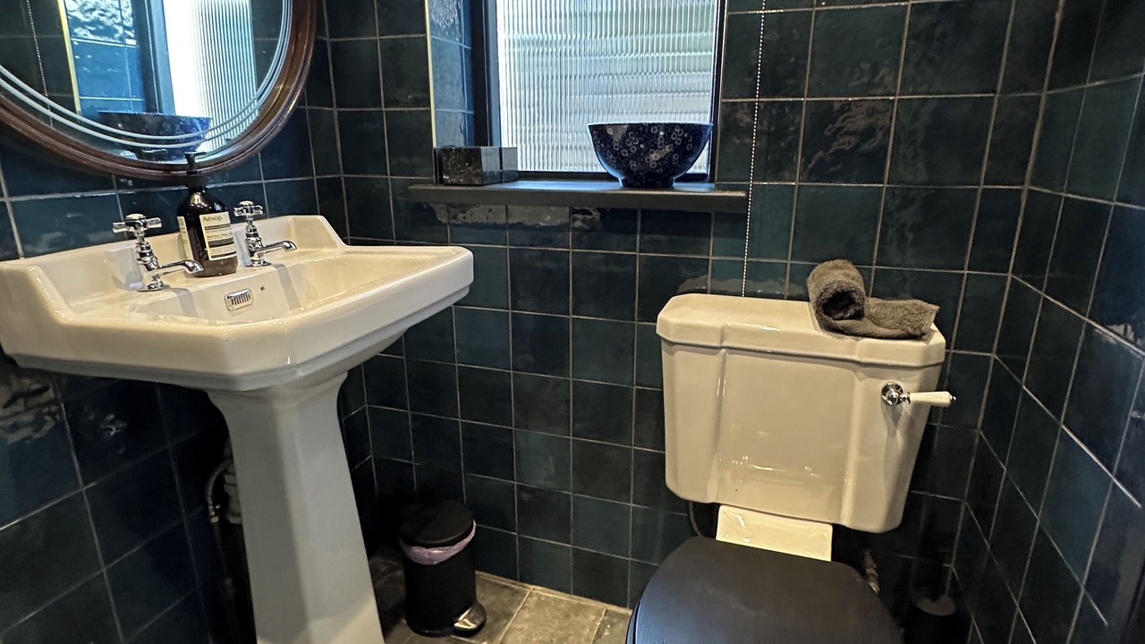 Photo of Bathroom in Cantelowes
