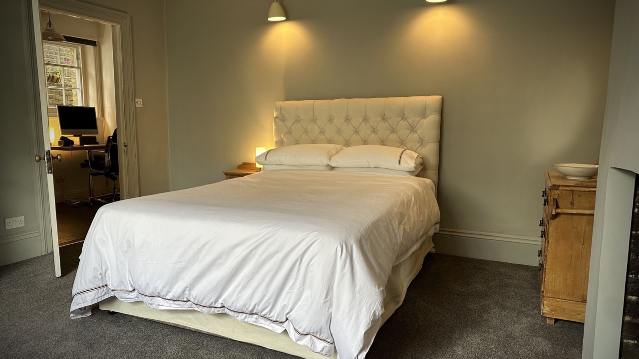 Photo of Bedroom in Cantelowes