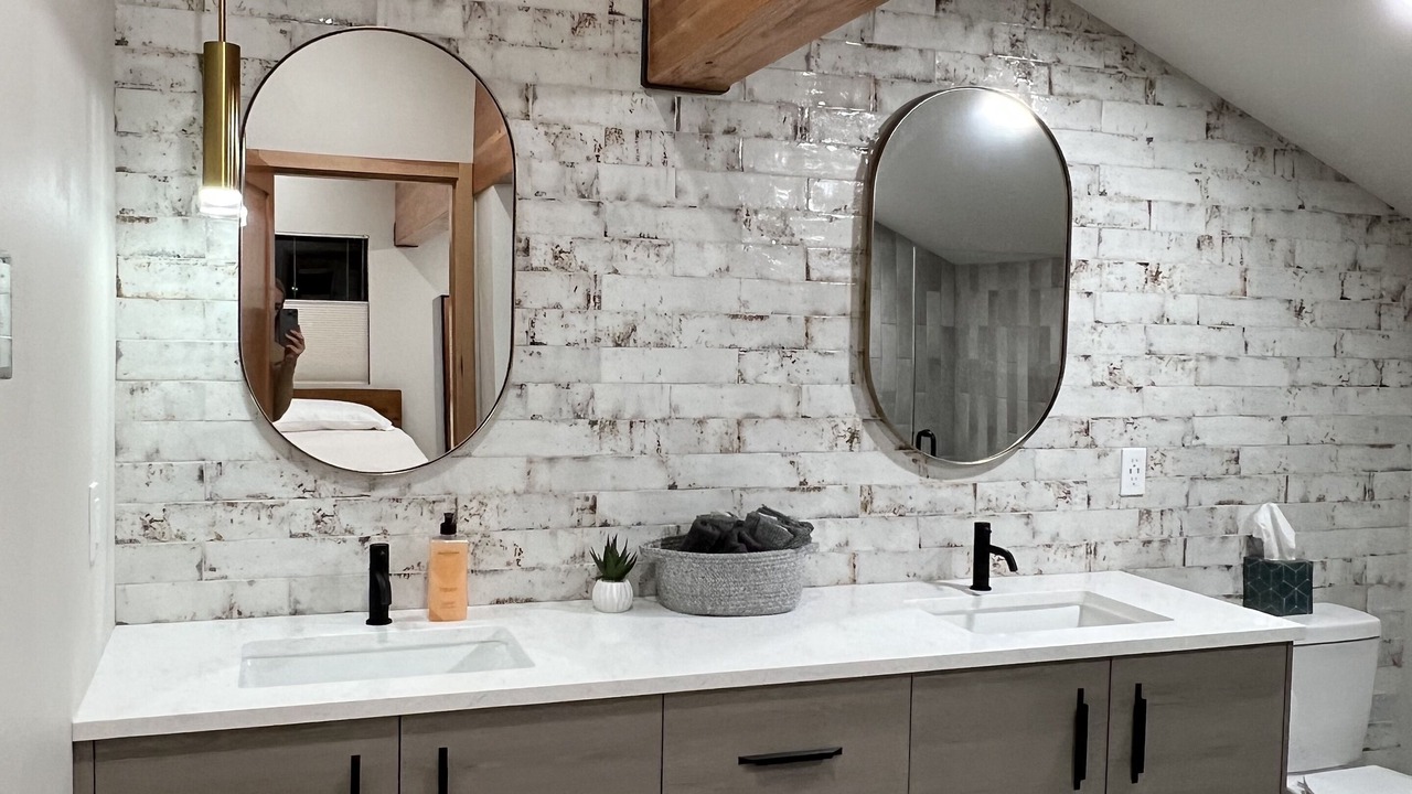 Photo of Bathroom in Hyak