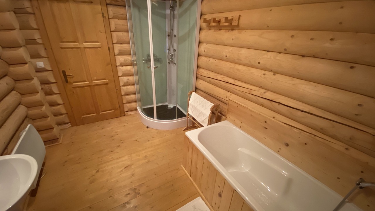 Photo of Bathroom in Rochesson