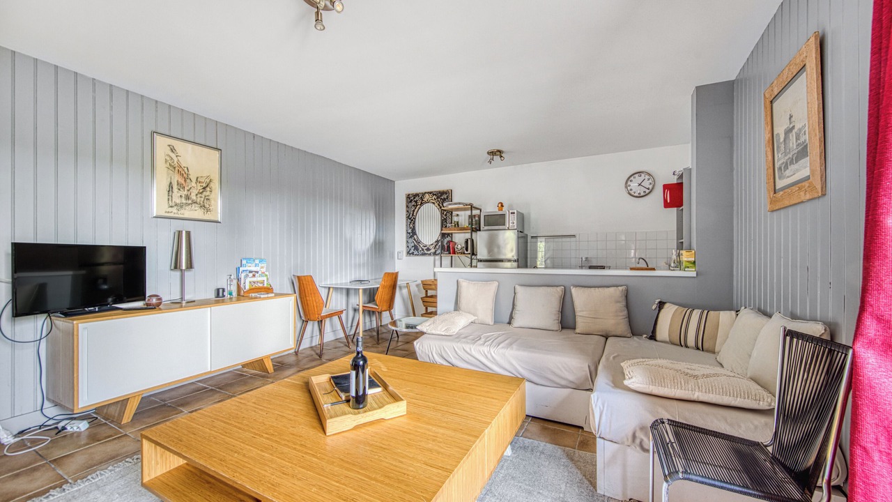 Photo of Livingroom in Arveyres