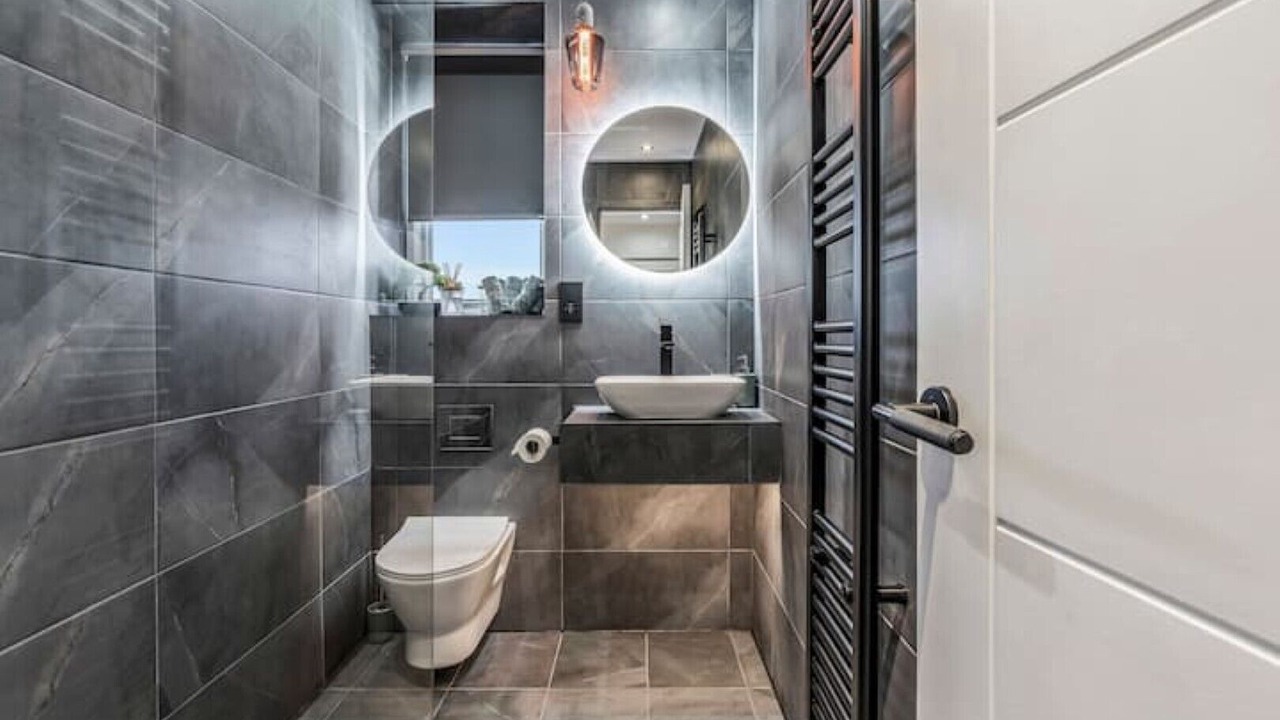 Photo of Bathroom in Rosyth
