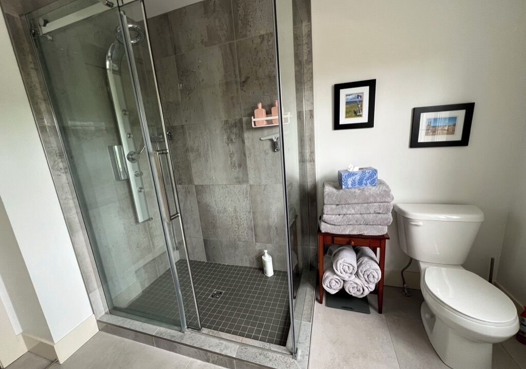 Photo of Bathroom in Dieppe