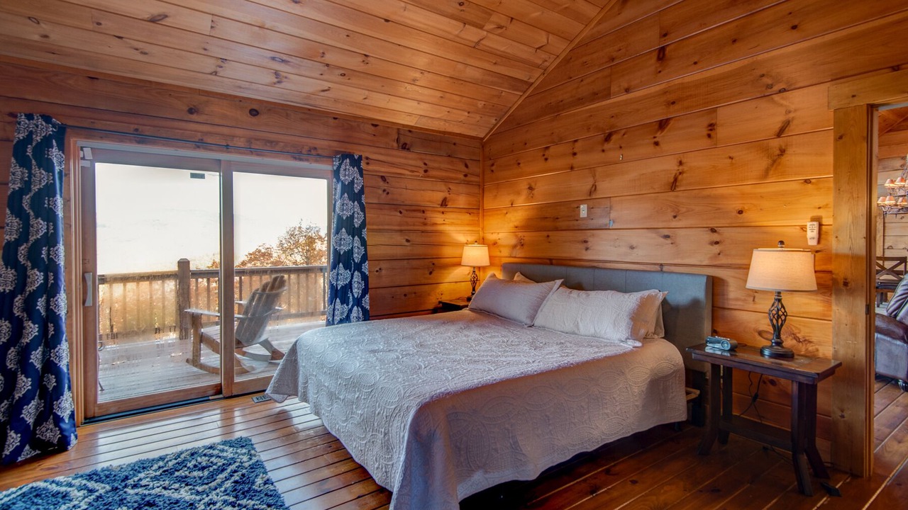 Photo of Bedroom in Frank