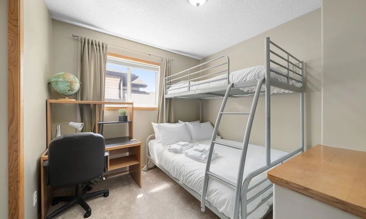 Photo of Bedroom in Airdrie