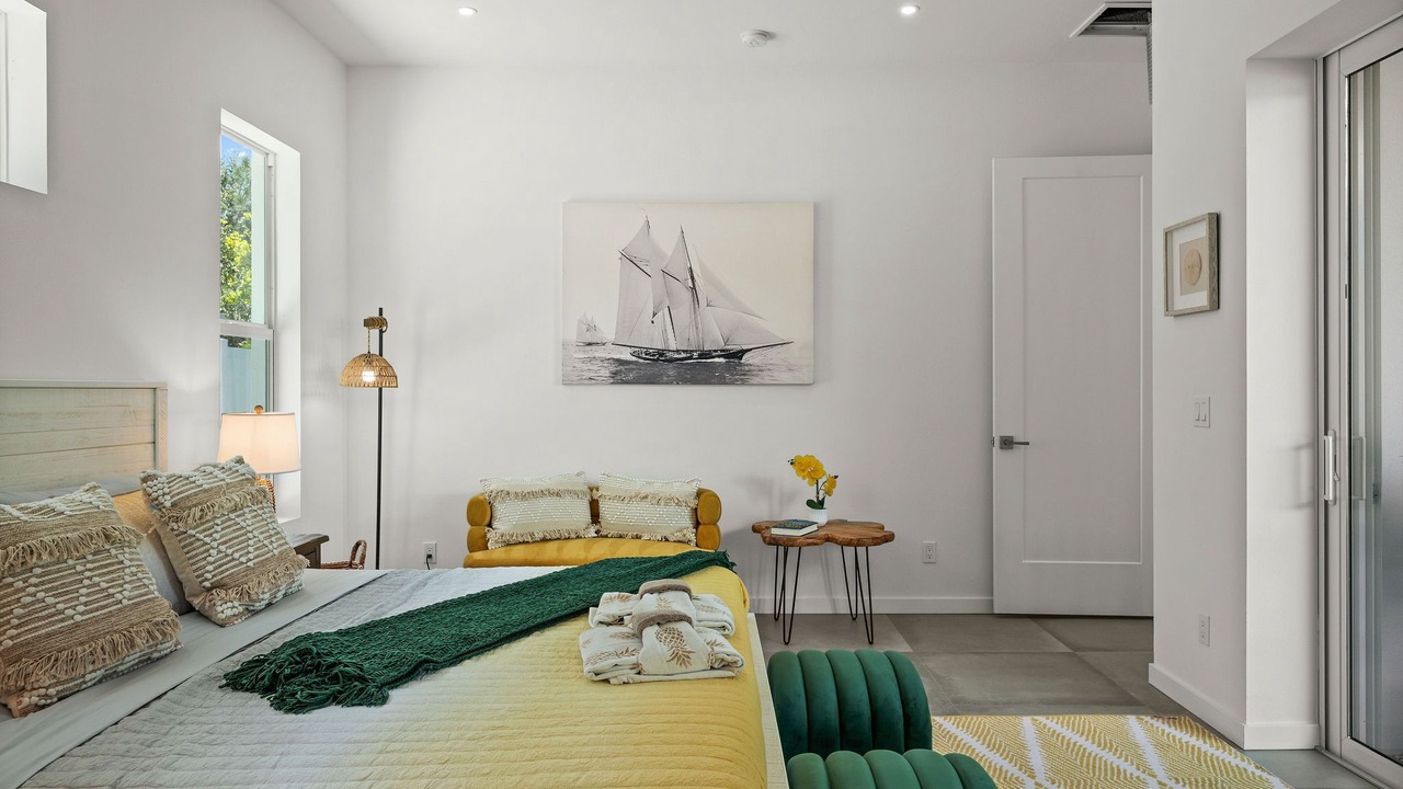 Photo of Bedroom in Arlington Park
