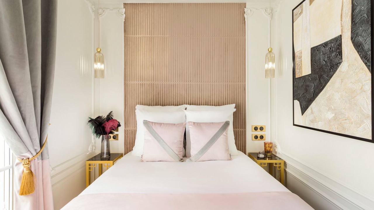 Photo of Bedroom in Faubourg-du-Roule