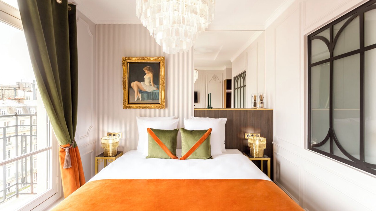 Photo of Bedroom in Faubourg-du-Roule