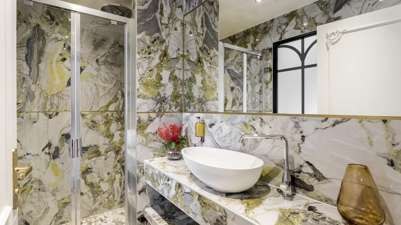 Photo of Bathroom in Faubourg-du-Roule