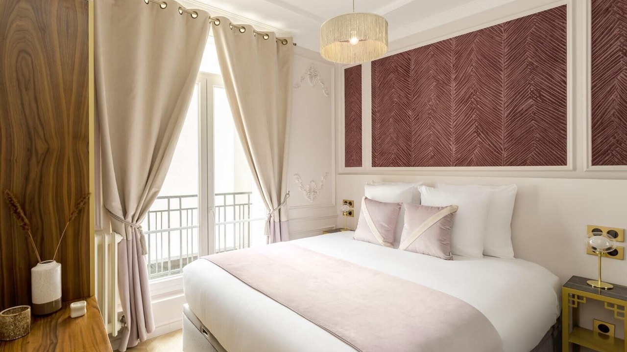 Photo of Bedroom in Faubourg-du-Roule