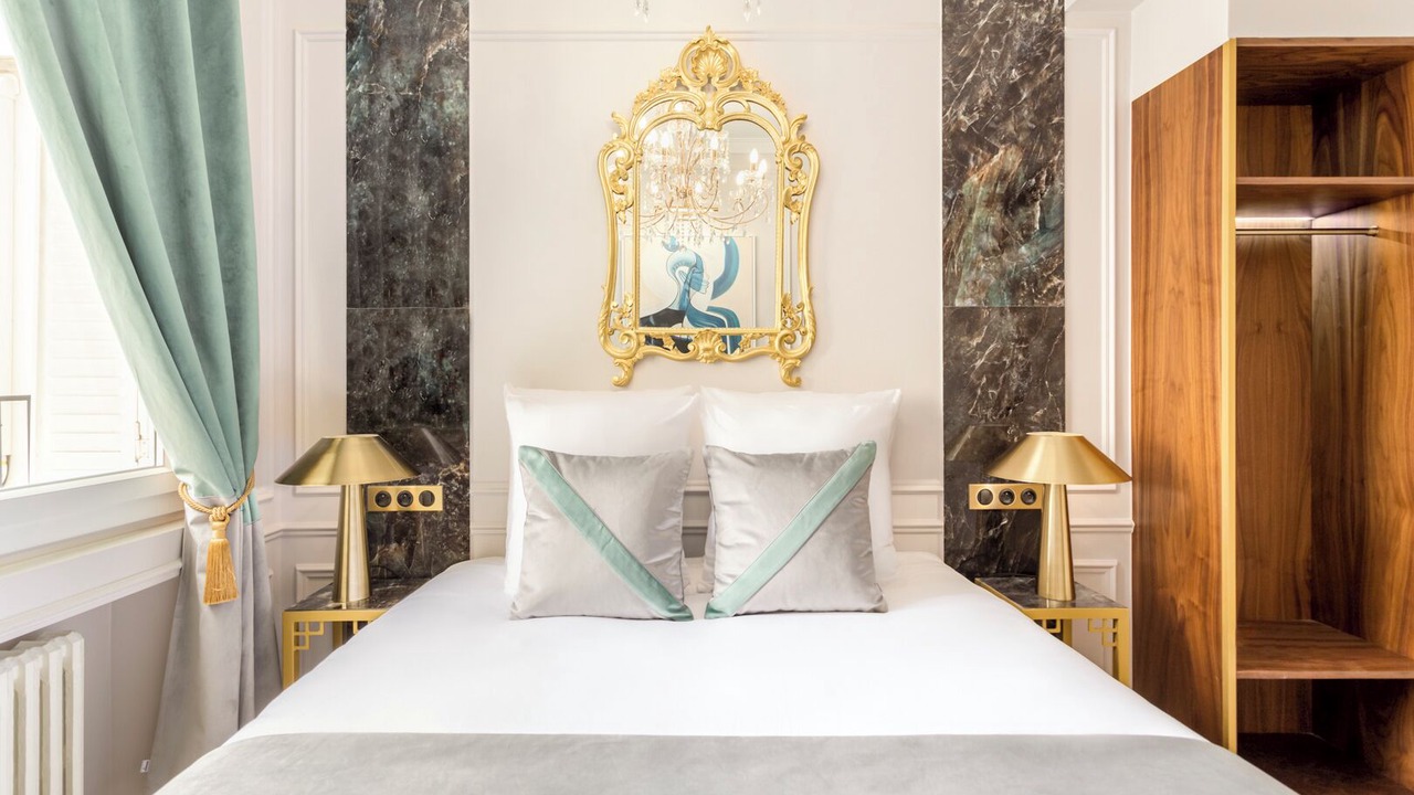 Photo of Bedroom in Faubourg-du-Roule
