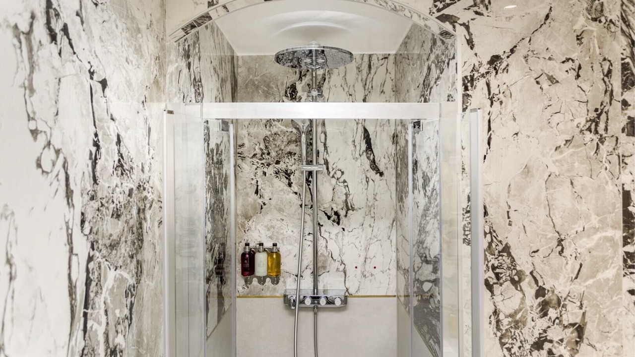 Photo of Bathroom in Faubourg-du-Roule